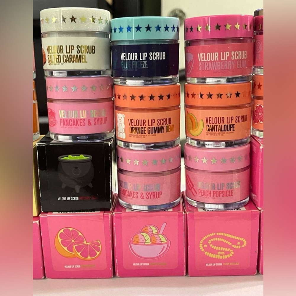 Jeffree Star Limited Edition Velour Lip Scrub Collection- For 1 - Picture 4 of 11